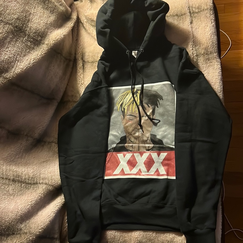Jerzees Nublend sweatshirt hoodie unisex Small.Printed with XXX Tentacion face.